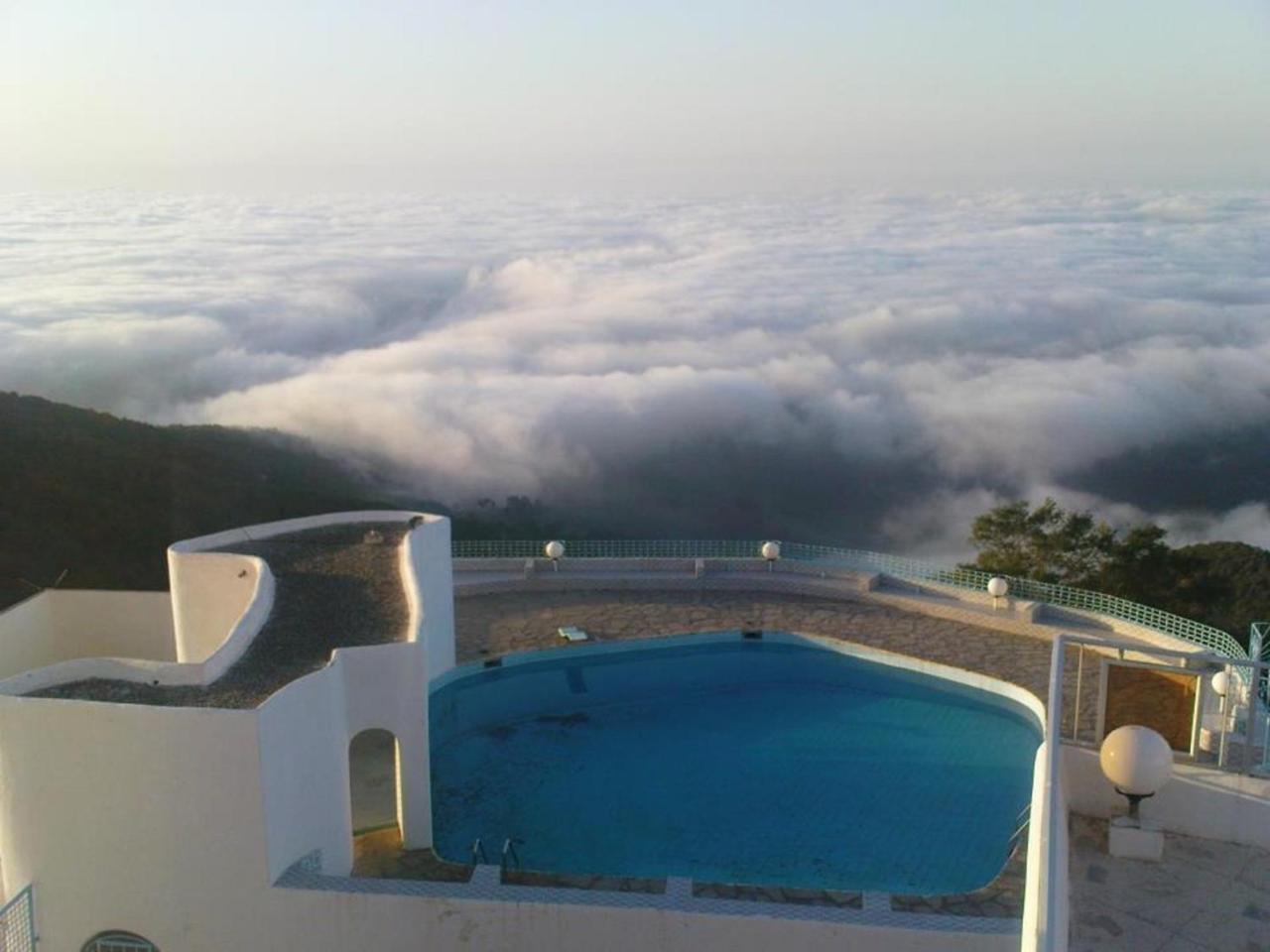 El Mountazah Hotel Annaba Exterior photo