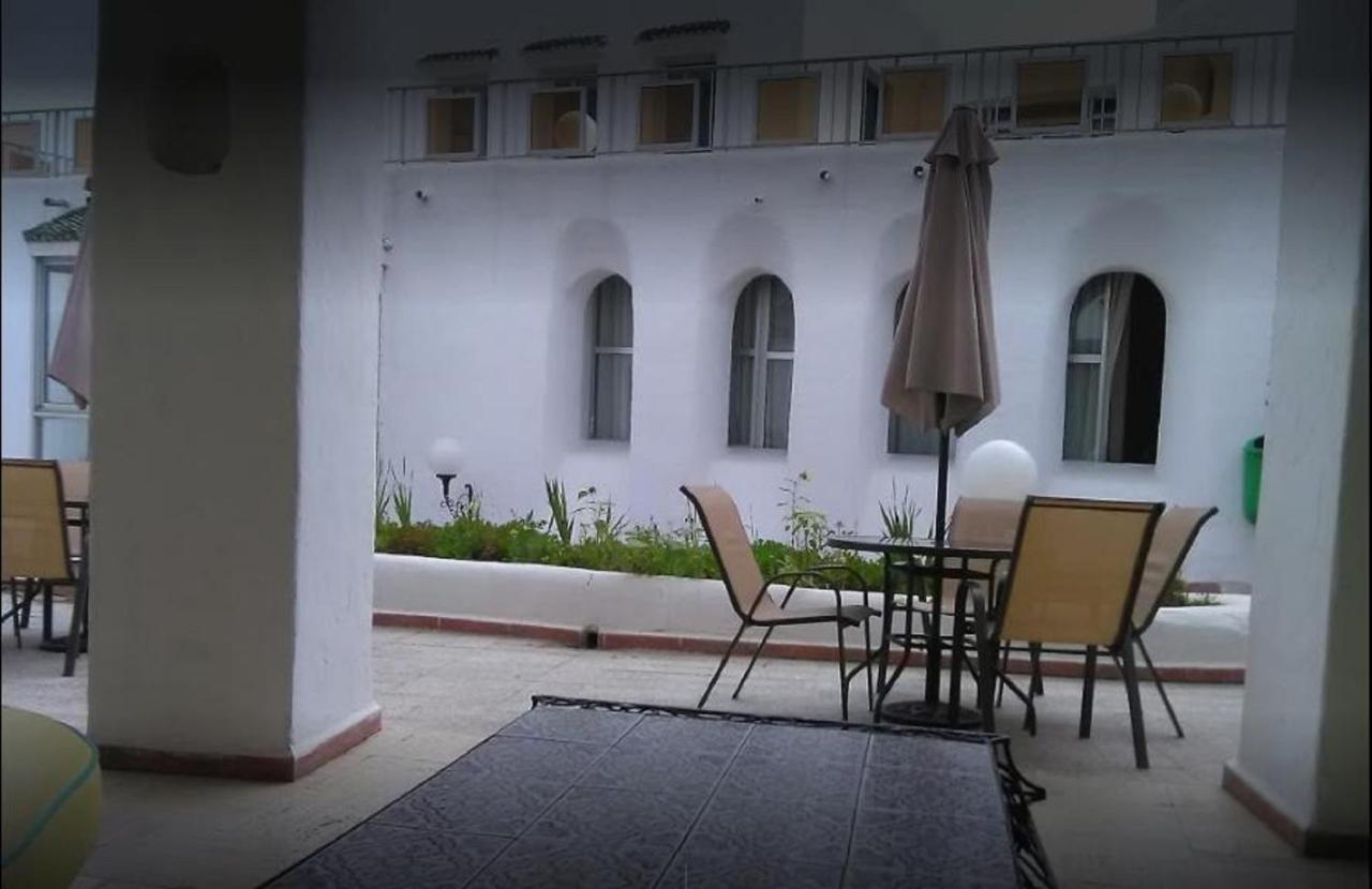 El Mountazah Hotel Annaba Exterior photo