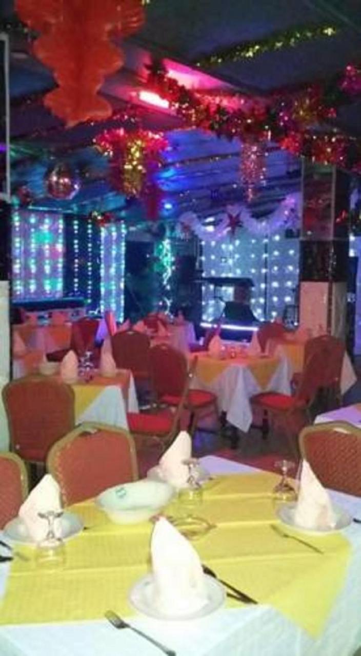 El Mountazah Hotel Annaba Exterior photo