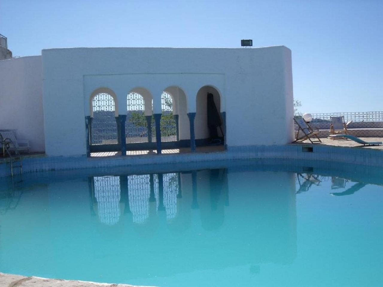 El Mountazah Hotel Annaba Exterior photo